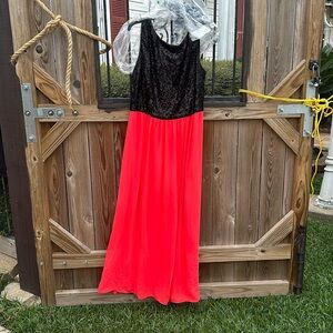 Gorgeous formal dress